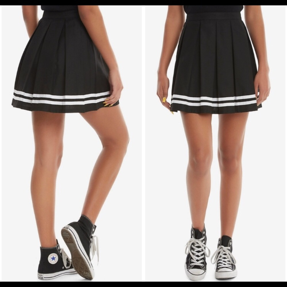 NWT HT Black Pleated Cheer Skirt 4X